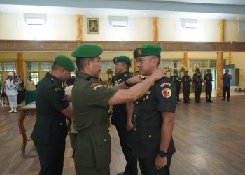 Danrem 042/Gapu saat Pimpin Sertijab Dandim 0416/Bute di Aula Balai Prajurit Korem 042/Gapu. Jum'at (13/02/2026) (dok.penrem)