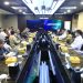 Pejabat Sementara Kepala Eksekutif Pengawas Pasar Modal, Keuangan Derivatif, dan Bursa Karbon OJK Hasan Fawzi (tengah) bersama Ketua AEI Armand Wahyudi Hartono dan jajaran BEI saat pertemuan membahas percepatan reformasi penguatan integritas pasar modal di Gedung Bursa Efek Indonesia, Jakarta, Rabu (4/2/2026). (Dok. Humas OJK)