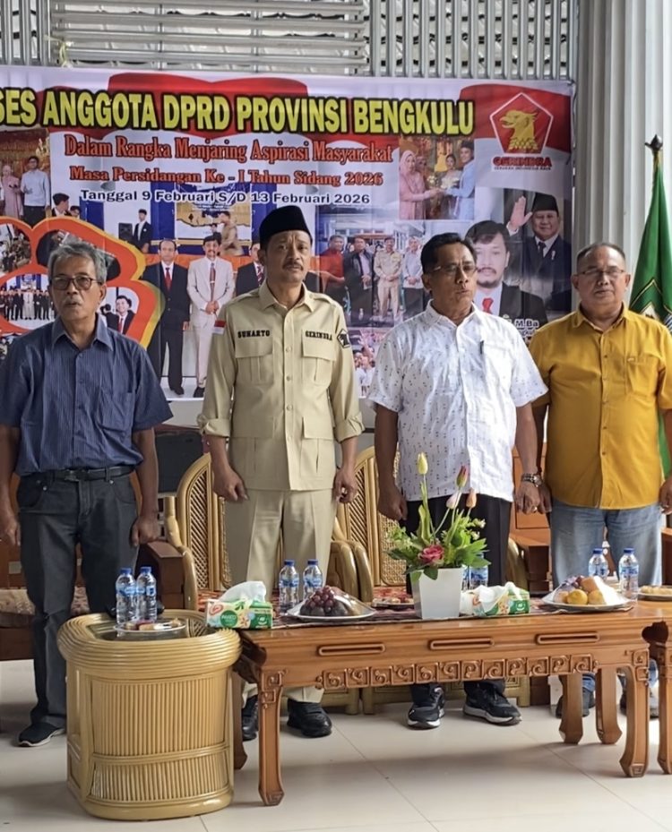 Anggota DPRD Provinsi Bengkulu, H. Suharto, S.E., M.BA., turun langsung menemui masyarakat dalam agenda reses masa persidangan I tahun 2026 di Kota Bengkulu, Kamis (12/2/2026). (Dok/yola)