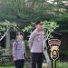 Wakapolda Jambi Brigjen Pol. B. Ali memberikan arahan kepada personel saat kunjungan kerja di Polres Muaro Jambi, Kamis (12/2/2026). (Dok. Nahar)