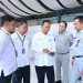 Direktur Utama Jasa Raharja Muhammad Awaluddin (tengah) berdiskusi dengan jajaran manajemen Perum DAMRI Cabang Kemayoran, Jakarta, Selasa (17/2/2026). (Dok. Humas JR)