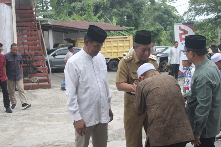 Wakil Gubernur Jambi Abdullah Sani saat membuka program Ramadhan Ceria 2026 Season 14 di Studio Jambi TV, Selasa (24/2/2026), (Dok. Stepanus)