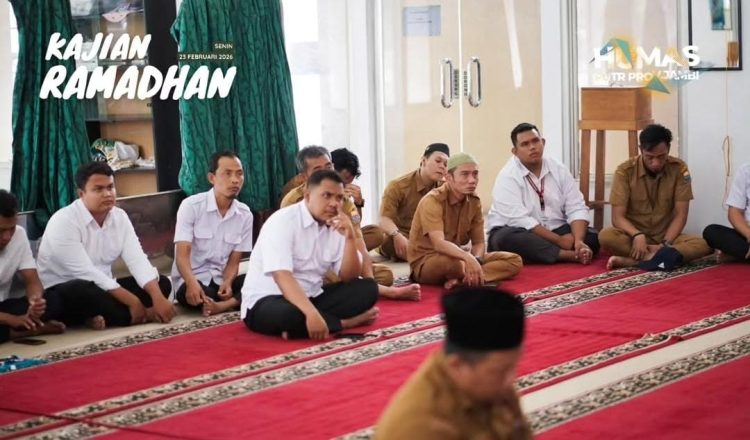 Jajaran pimpinan dan pegawai Dinas Pekerjaan Umum dan Tata Ruang Provinsi Jambi mengikuti Kajian Ramadan di Mushola Al-Ikhlas, Senin (23/2/2026), (Dok. Stepabus)