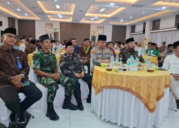Danrem 042/Gapu Kolonel Inf Nyamin bersama Kapolda Jambi dan unsur Forkopimda menghadiri buka puasa bersama di Mapolda Jambi, Kamis (26/2/2026) (Dok. Humas)