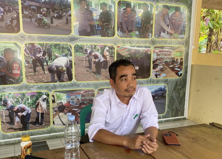 Klarifikasi Dekan Abdul Rahman kepada wartawan, Senin (10/2/2026). (Dok/Yola)