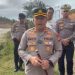 Kapolres Bengkulu Utara AKBP Bakti Kautsar Ali, melaksanakan pengecekan langsung terhadap sejumlah titik rawan abrasi di sepanjang Jalan Lintas Barat Sumatra, khususnya di kawasan pesisir, Selasa (17/2/2026). (Dok:yola)