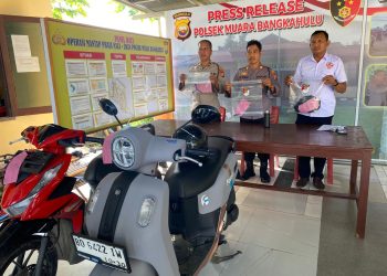Press Release kasus pencurian sepeda motor yang terjadi di Kelurahan Beringin Raya, Selasa (3/2/2026). (Dok/Yola)