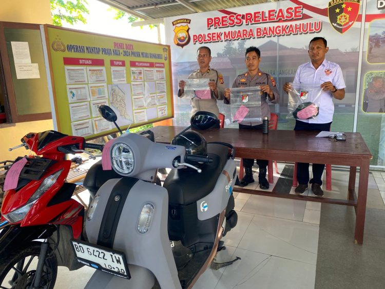 Press Release kasus pencurian sepeda motor yang terjadi di Kelurahan Beringin Raya, Selasa (3/2/2026). (Dok/Yola)