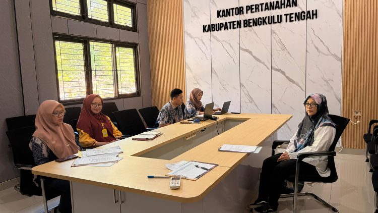 Kantor Pertanahan Kabupaten Bengkulu Tengah menggelar wawancara pengadaan tenaga pendukung untuk program penanganan akses reforma agraria, Rabu (11/3/2026). (dok Yola)