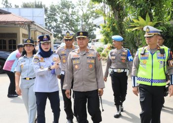 Kapolda Bengkulu Irjen Pol Mardiyono turun langsung melakukan rampcheck angkutan Lebaran 2026 di PO Bus SAN, Selasa (10/3/2026). (Foto:Yl)