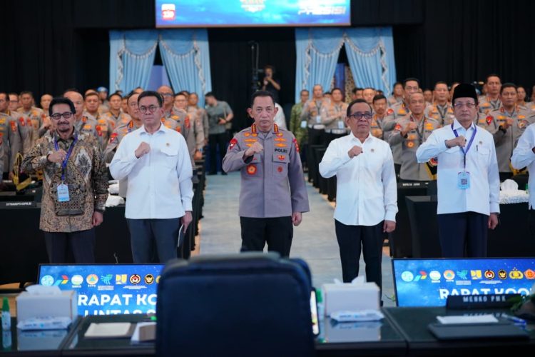 Hal tersebut disampaikan Kapolri dalam rapat koordinasi lintas sektoral Operasi Ketupat 2026 di Gedung PTIK, Jakarta Selatan, Senin (2/3/2026). (Dok/yl)