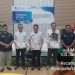 Bupati Kaur Gusril Pausi bersama jajaran Pemkab Kaur menerima tiga penghargaan dari KPPN Manna atas capaian kinerja anggaran tahun berjalan, termasuk Pengelolaan Dana Desa, DAU, dan Pengelolaan Fisik. (foto:supratman)