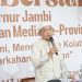 Gubernur Al Haris saat menyampaikan kata sambutan pada acara buka puasa bersama awak media di Pondok Kito Depan Kuburan Cino, Kota Jambi, Senin (16/03/2026) (Dok. Erit)