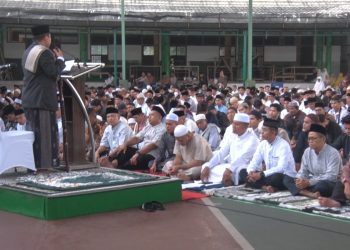 Suasana sholat idul Fitri di Makorem (dok.nahar)