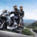 Ilustrasi Pengendara dan penumpang sepeda motor menggunakan perlengkapan keselamatan saat berkendara. (Dok Sinsen)