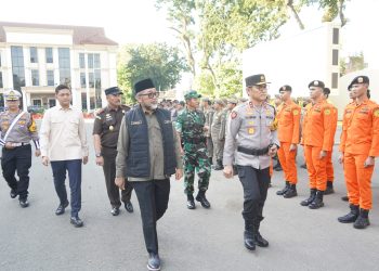 Ketua DPRD Provinsi Jambi menghadiri Apel Gelar Pasukan Operasi Ketupat 2026 di Lapangan Mapolda Jambi, Kamis (12/3/2026), (Dok. Stepanus)