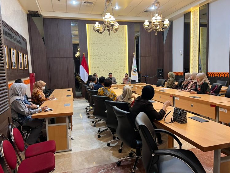 Rombongan Badan Musyawarah (Banmus) dan Badan Anggaran (Banggar) DPRD Provinsi Jambi melakukan pertemuan dengan jajaran Inspektorat Provinsi DKI Jakarta di Jakarta, Kamis (12/3/2026). (Dok. Humas)