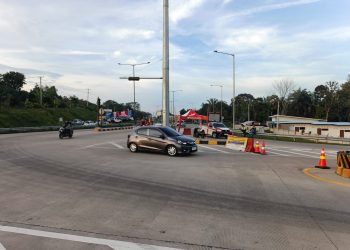 Kendaraan melintas di sekitar akses Tol Betung–Tempino–Jambi (Betejam) di wilayah Bayung Lencir, Jambi, Selasa (17/3/2026). (dok, Stepanus)