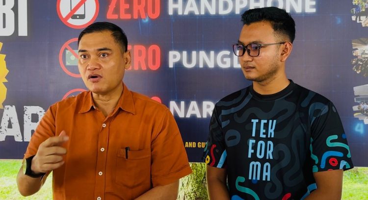 Kepala Lapas Jambi, Syahroni Ali saat memberikan keterangan (Dok. Nahar)