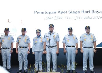 Direktur Utama Jasa Raharja Muhammad Awaluddin memimpin Apel Penutupan Siaga Hari Raya Idulfitri 1447 H Tahun 2026 di Auditorium Jasa Raharja, Jakarta, Senin (30/3/2026). (Dok. Humas JR)