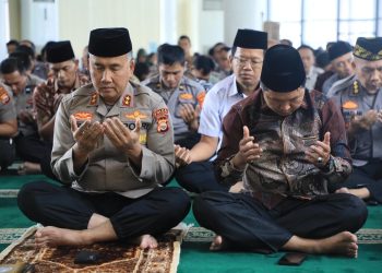 Kapolda Bengkulu hadiri kegiatan memperingatan Nuzulul Qur’an 1447 Hijriah di Masjid Al-Amin Polda Bengkulu, Jumat (6/3/2026). (Foto:Yl)