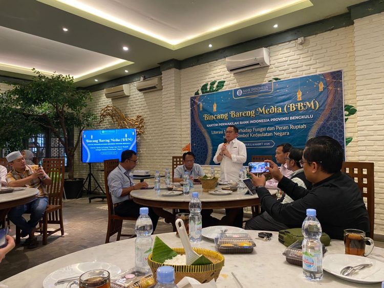 Bank BI Provinsi Bengkulu mengadakan acara bincang media dan buka puasa bersama wartawan ekonomi di RM Kampoeng Pesisir, kawasan Pantai Panjang, Senin (9/3/2026). (Foto:Yl)