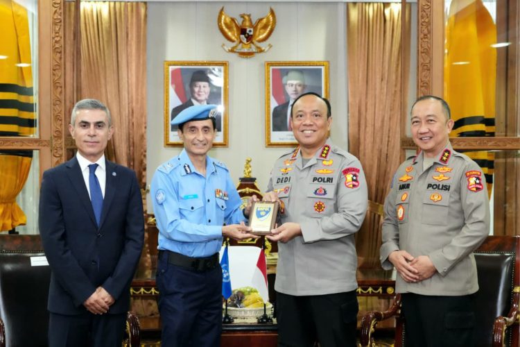 Wakapolri Dedi Prasetyo saat menerima delegasi United Nations Police Division di Mabes Polri, Senin (20/4/2026). (Foto:yola)