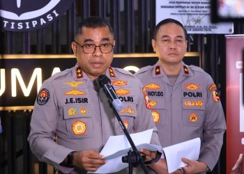 Kadivhumas Polri, Johnny Eddizon Isir. (Foto:ist)