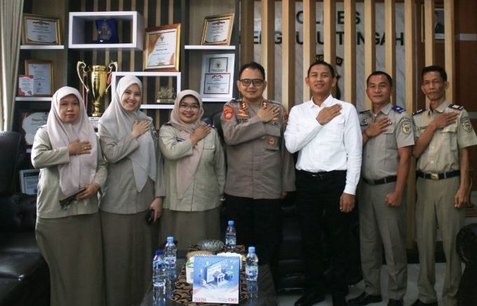 Kepala Kantor Pertanahan Bengkulu Tengah Lestariana Marwassari bersama jajaran melakukan kunjungan ke Kapolres Bengkulu Tengah AKBP Totok Handoyo, Senin (6/4/2026). (Dok. Yola)