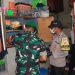 Petugas gabungan dari TNI dan Polri melakukan razia di salah satu blok hunian Lapas Kelas IIA Jambi, Senin (6/4/2026). (Dok. Nahar)