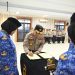 Kapolda Jambi didampingi pejabat utama menyaksikan penandatanganan berita acara pengukuhan pengurus Korpri Polda Jambi masa bakti 2025–2030 di Aula Mapolda Jambi, Selasa (7/4/2026). (Dok. Humas)