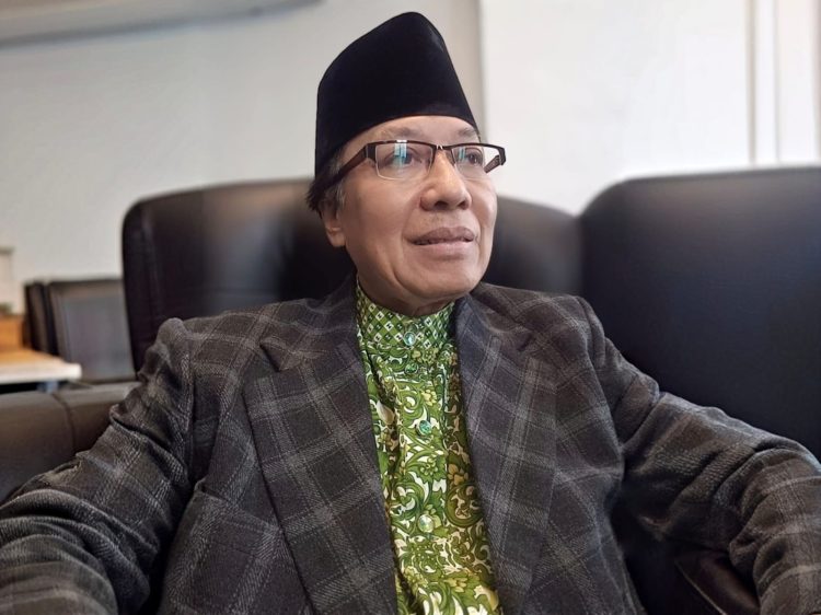 Prof. Mukhtar Latif (dok. Penulis)