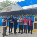 Ketua PWI Kota Jambi bersama pengurus menyerhakan Plakat kepada Ditpolairud Polda Jambi di Mako Ditpolairud, Selasa (14/4/2026) (Dok. Dhea)