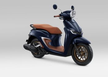 New Honda Stylo 160 varian Burgundy tampil dengan desain modern klasik dan sentuhan retro (Dok Sinsen)