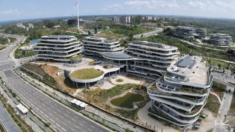 Tampak kawasan infrastruktur yang dikembangkan PT Hutama Karya (Persero) sebagai bagian dari proyek strategis nasional. (Dok. Humas HK)