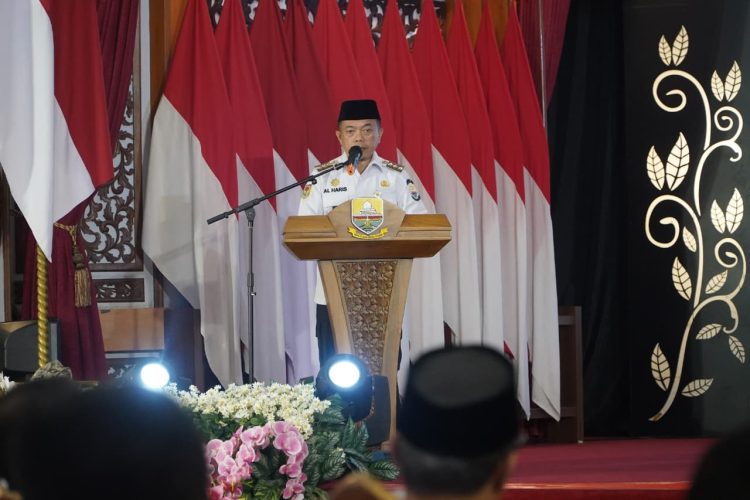 Gubernur Jambi Al Haris menyampaikan sambutan saat Musrenbang RKPD Provinsi Jambi Tahun 2027 di Auditorium Rumah Dinas Gubernur Jambi, Rabu (15/4/2026). (Dok. Erik)