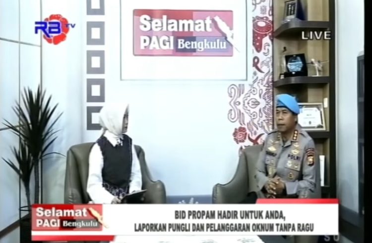 Kabid Propam Polda Bengkulu, Sugeng Pujihartono Melalui program “Selamat Pagi Bengkulu” di RBTV, Rabu (1/4/2026). (Foto:Yl)