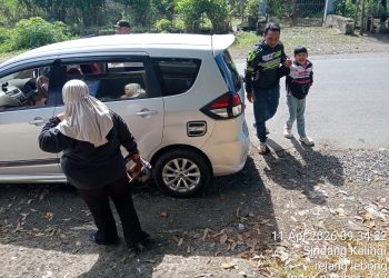 Pengendara roda dua di jalur Curup–Lubuklinggau, Sabtu (11/4/2026), (Sok. Yola)